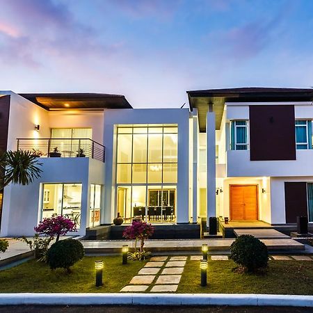 Kyerra Villa By Lofty Kamala Exteriér fotografie